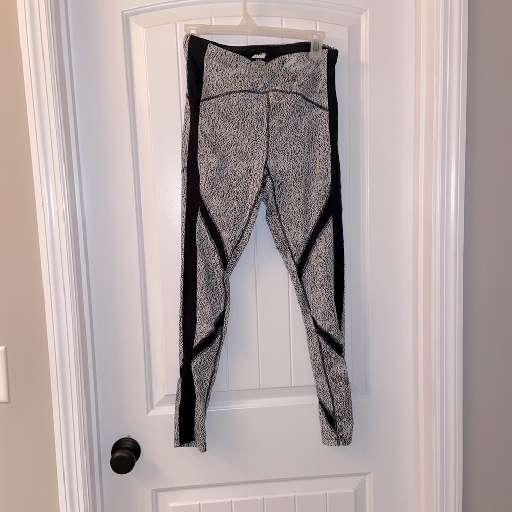 Black and white workout leggings